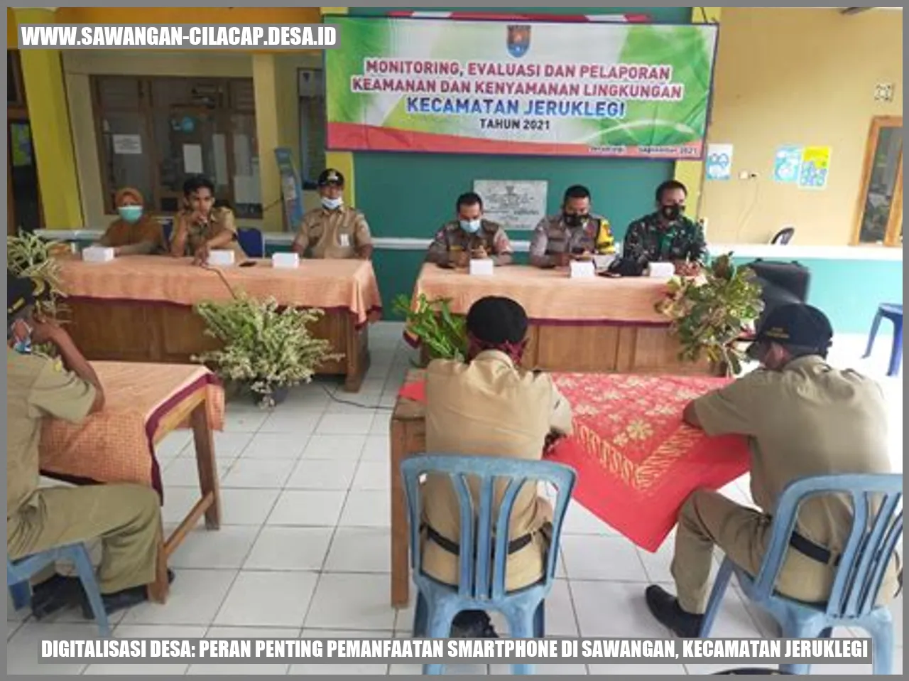 Digitalisasi Desa: Peran Penting Pemanfaatan Smartphone di Sawangan, Kecamatan Jeruklegi